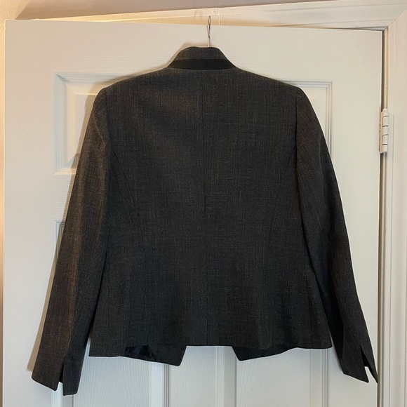 Black Label Suit Jacket size 6 - Picture 2 of 5